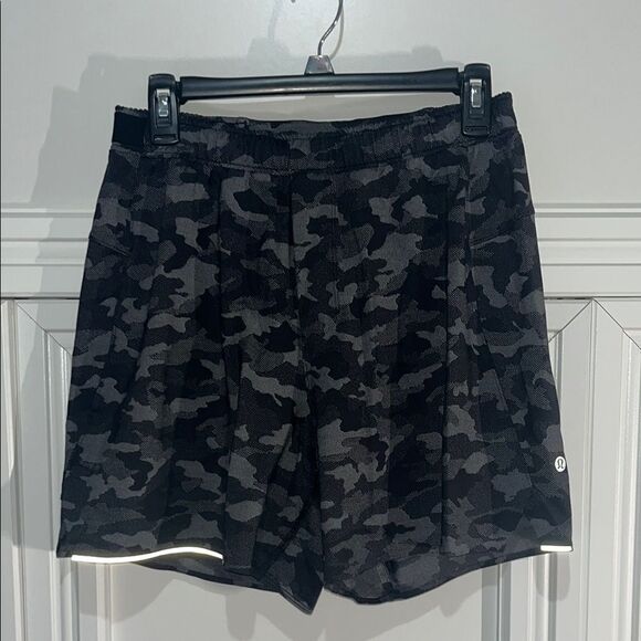 Lululemon Surge Short *Liner 6" Size M - Picture 2 of 15